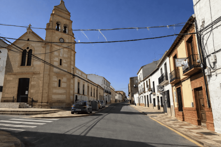 Qué ver en Fuente de Piedra más allá de la laguna